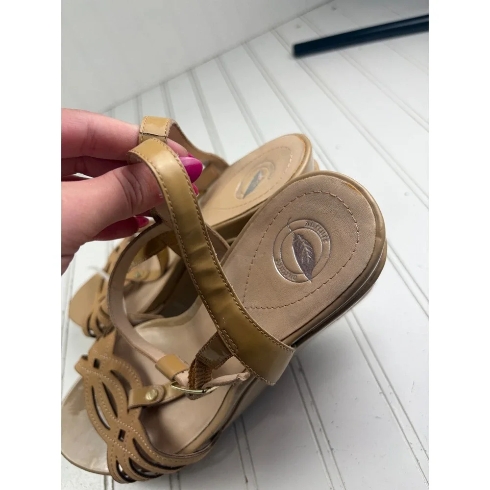 Nurture Vintage Y2K Beige Wedge Platform Sandals Women's Size 10M